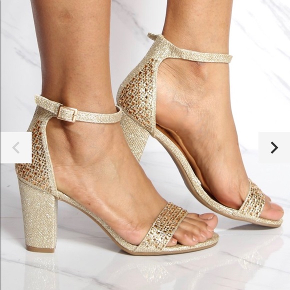 Women Shoes - Picture 5 of 5